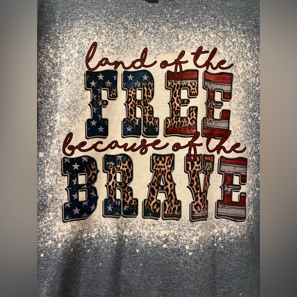 NWOT ‘Land of the Free Because of the Brave’ Unisex T Shirt Top (1 Shirt Size XL - Picture 4 of 9